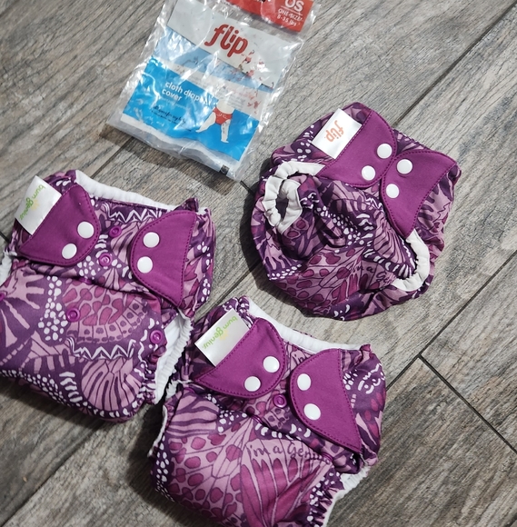 FLIP/Bum Genius "Patch" Lot of 3 Diapers- NIP/nwot - Picture 2 of 9
